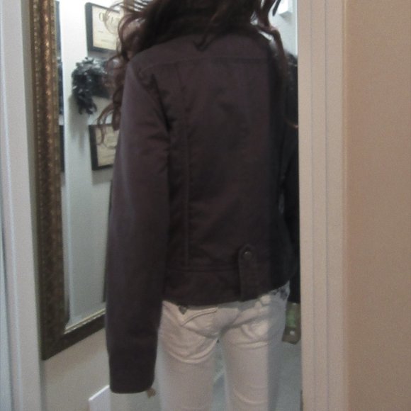 American Eagle Lightly Lined fall/ Winter coat - Picture 4 of 5
